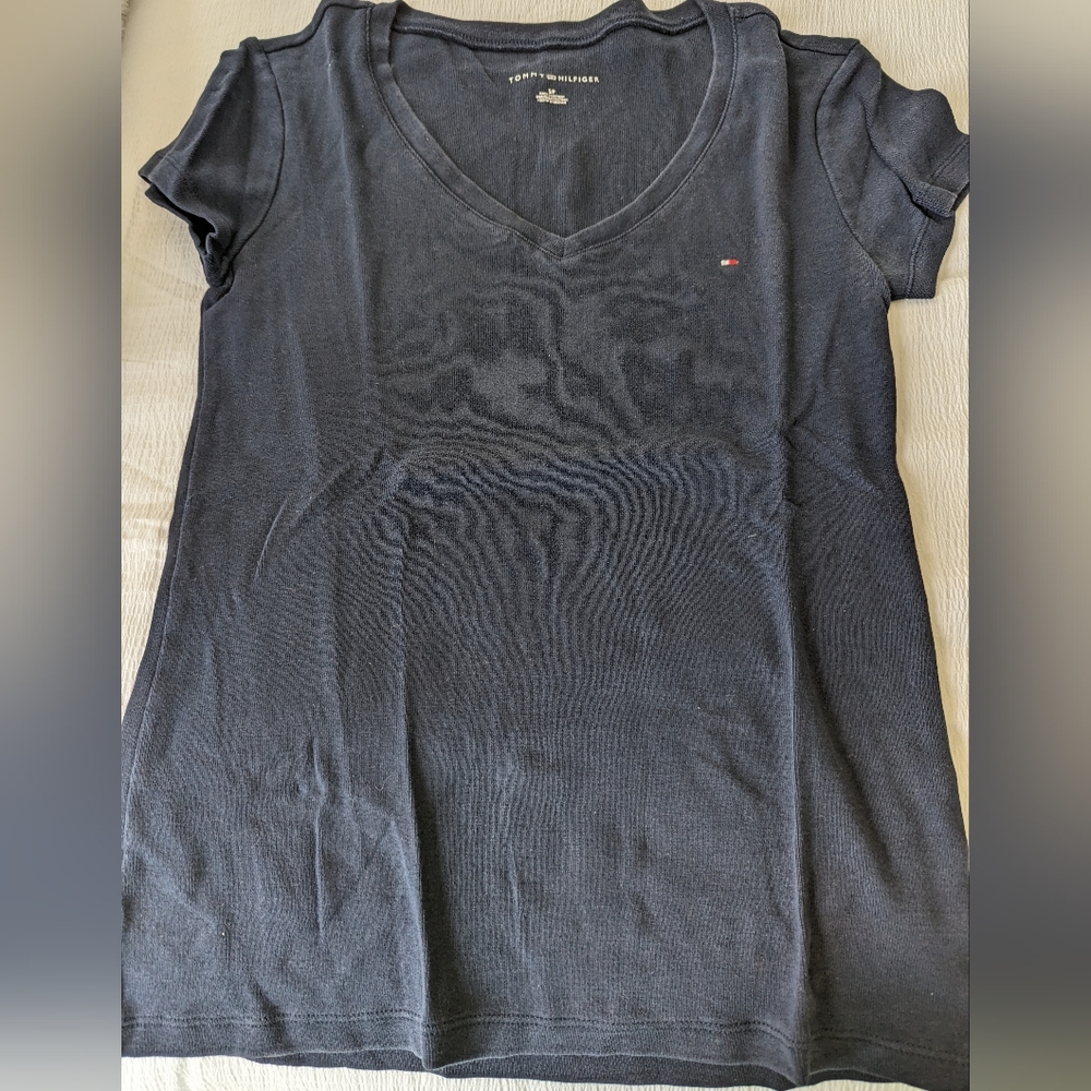 Tommy Hilfiger Navy small v-neck